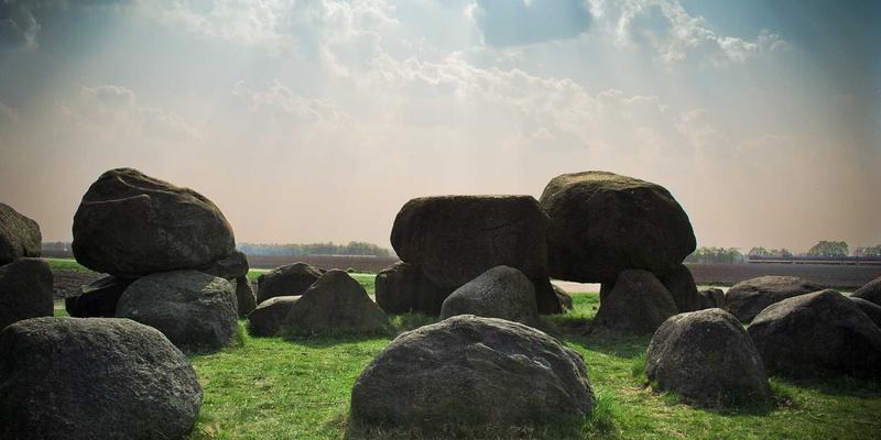 公关传播2.0时代：品牌营销与策略升级的三大核心路径