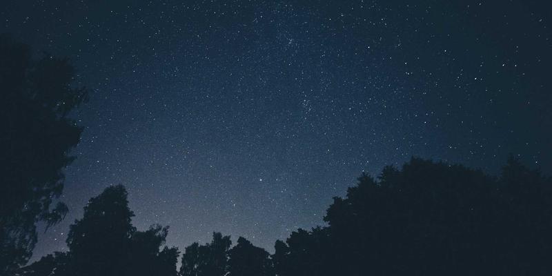 公关传播91：数字时代品牌营销的策略重构与价值跃迁