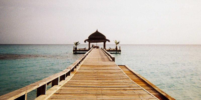 未来主义营销下的视觉叙事革命：如何用图片与视频塑造品牌情感认同